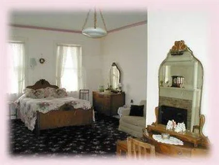 River Rose Bed And Breakfa Elizabethtown