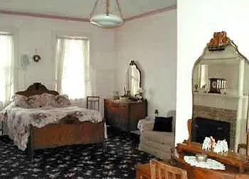 Hotel River Rose Bed And Breakfa Elizabethtown